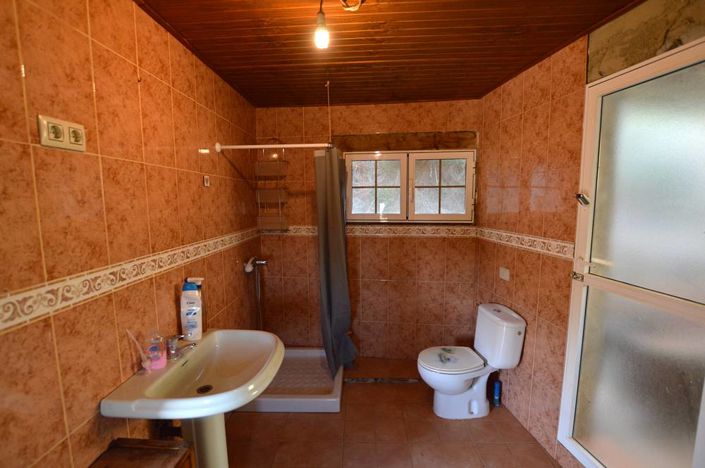 Image No.24-5 Bed Country House for sale