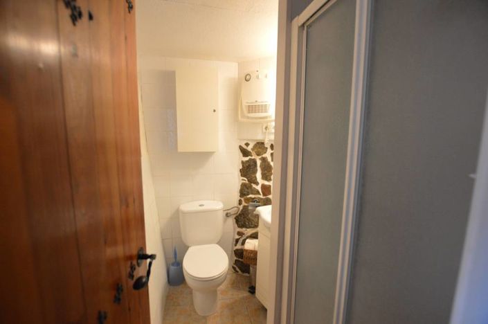 Image No.24-2 Bed Townhouse for sale