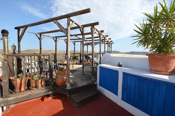 Image No.7-2 Bed Townhouse for sale