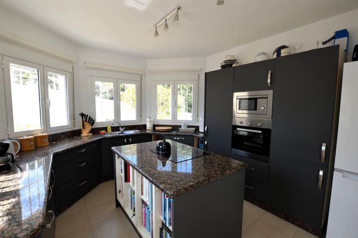 Image No.17-4 Bed Villa for sale