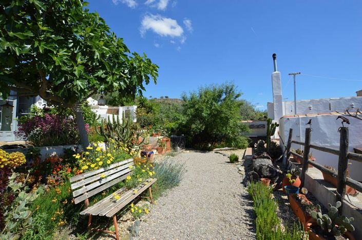 Image No.10-5 Bed Country House for sale