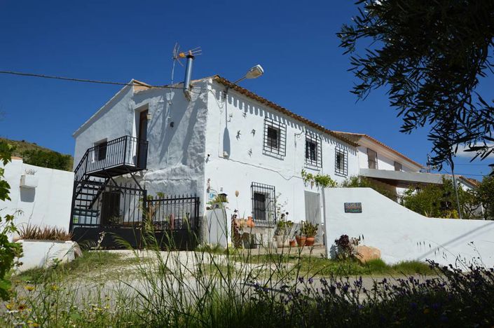 Image No.2-5 Bed Country House for sale
