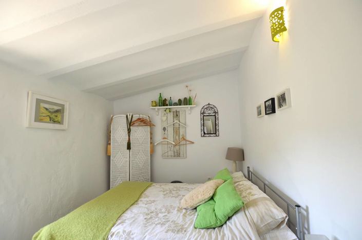 Image No.23-5 Bed Country House for sale