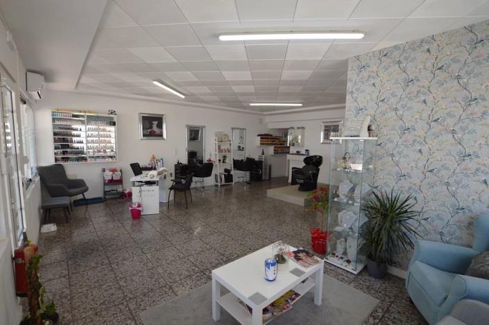 Image No.22-6 Bed Townhouse for sale