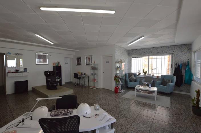 Image No.24-6 Bed Townhouse for sale