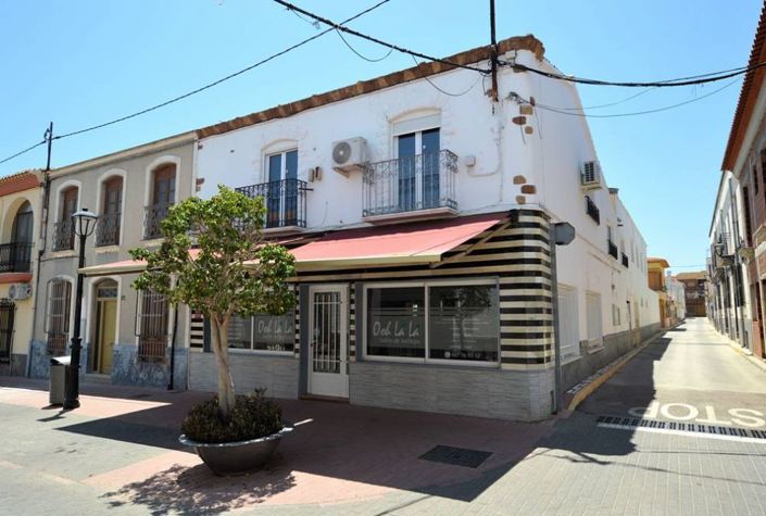 Image No.2-Maison de ville de 6 chambres à vendre à Los Gallardos