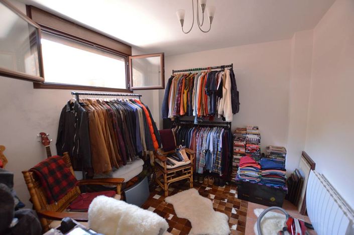 Image No.16-2 Bed Townhouse for sale