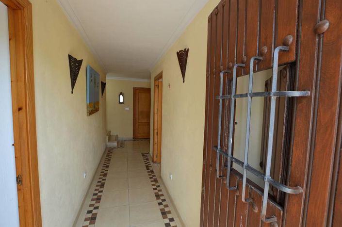 Image No.17-3 Bed Townhouse for sale