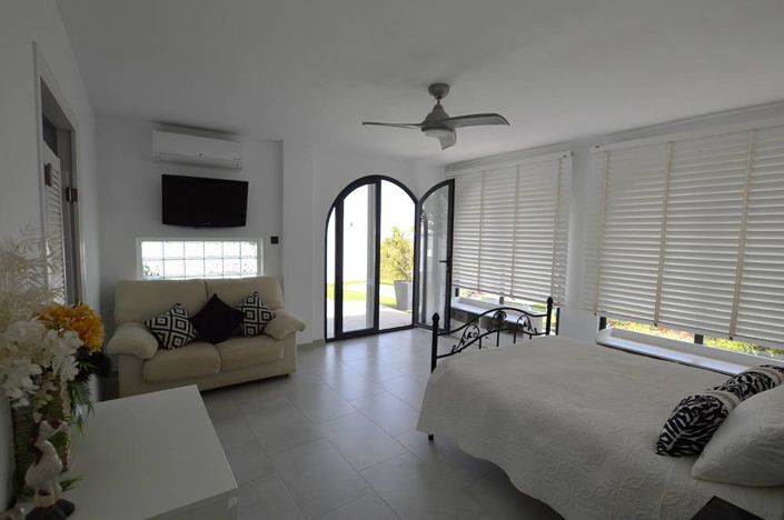 Image No.18-3 Bed Village House for sale