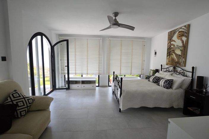 Image No.19-3 Bed Village House for sale