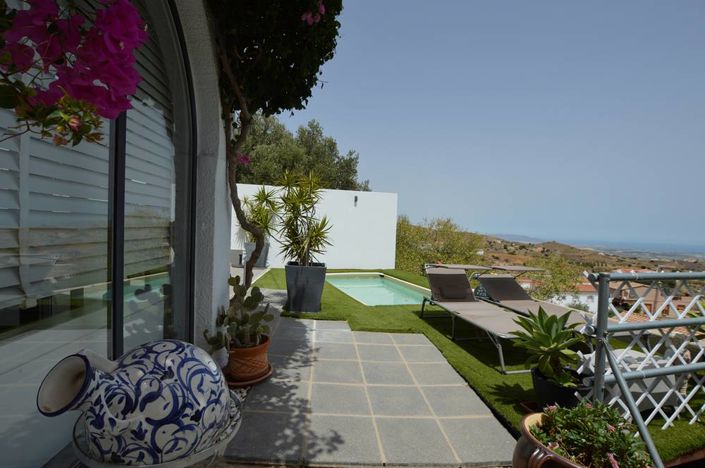 Image No.9-3 Bed Village House for sale