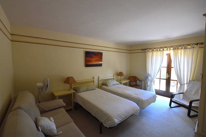 Image No.25-Villa de 4 chambres à vendre à Bédar