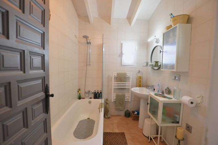 Image No.25-2 Bed Village House for sale