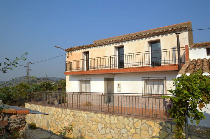 Image No.1-6 Bed Country House for sale