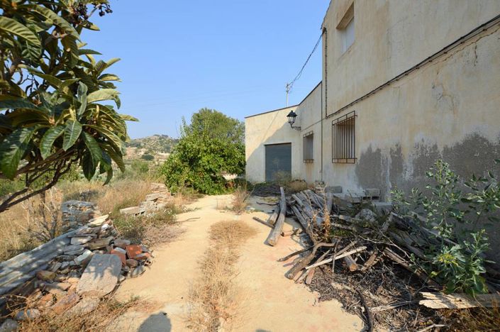 Image No.10-6 Bed Country House for sale