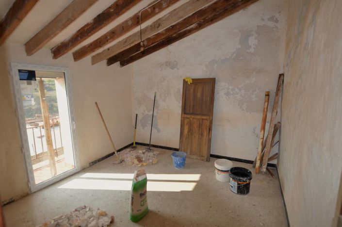 Image No.17-6 Bed Country House for sale