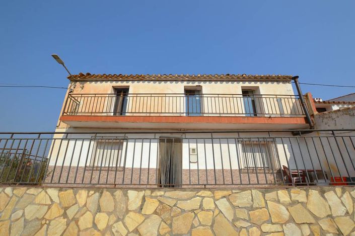 Image No.2-6 Bed Country House for sale