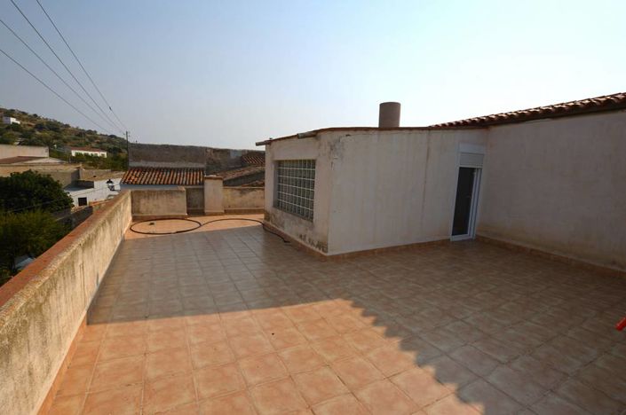 Image No.5-6 Bed Country House for sale