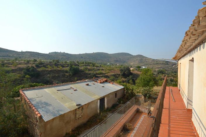 Image No.7-6 Bed Country House for sale