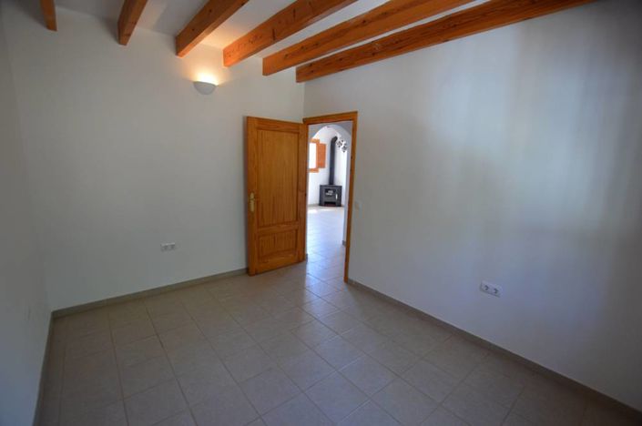 Image No.24-2 Bed Country House for sale