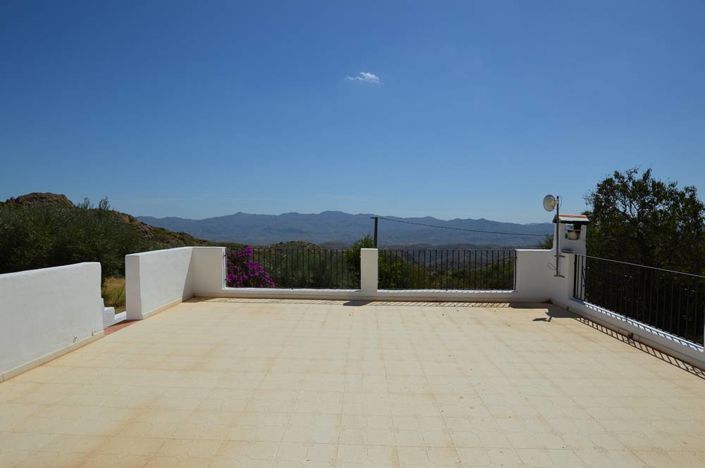 Image No.8-2 Bed Country House for sale