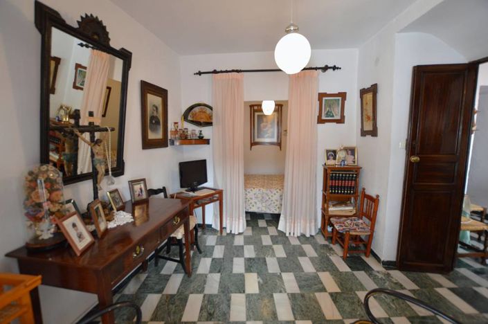 Image No.10-Maison de village de 5 chambres à vendre à Bédar