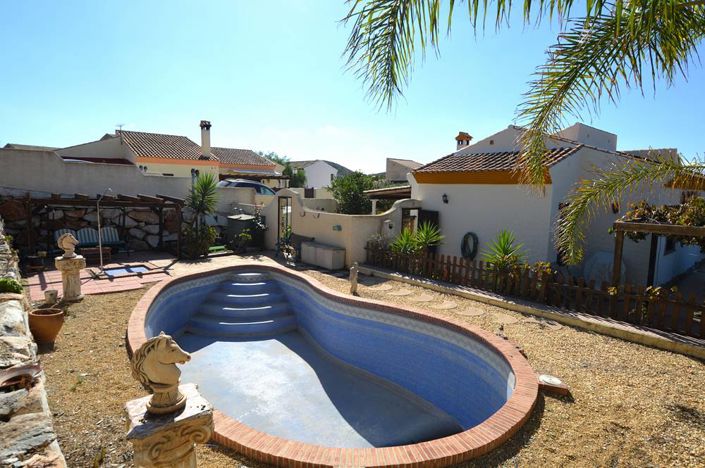 Image No.11-3 Bed Villa for sale