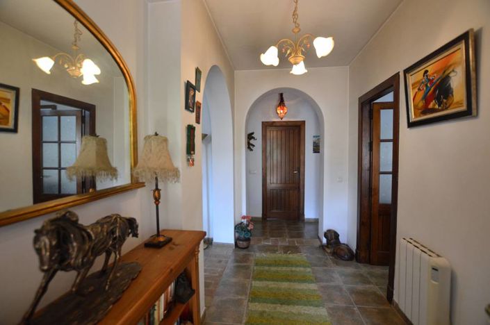 Image No.13-3 Bed Villa for sale