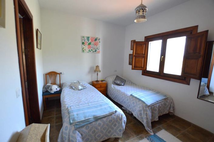 Image No.21-3 Bed Villa for sale