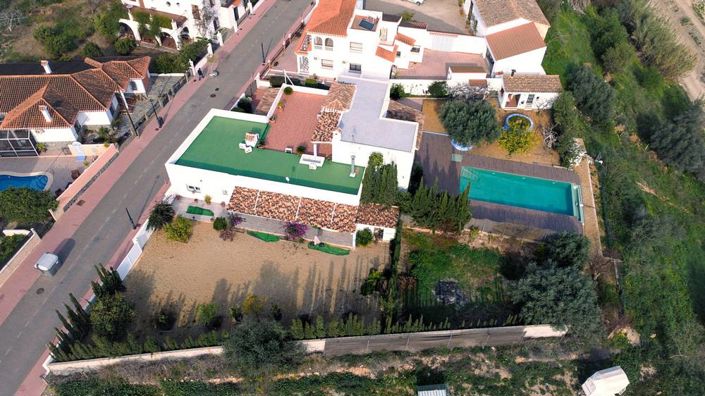 Image No.3-6 Bed Villa for sale