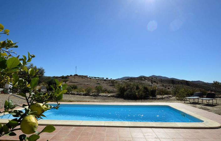 Image No.4-3 Bed Villa for sale