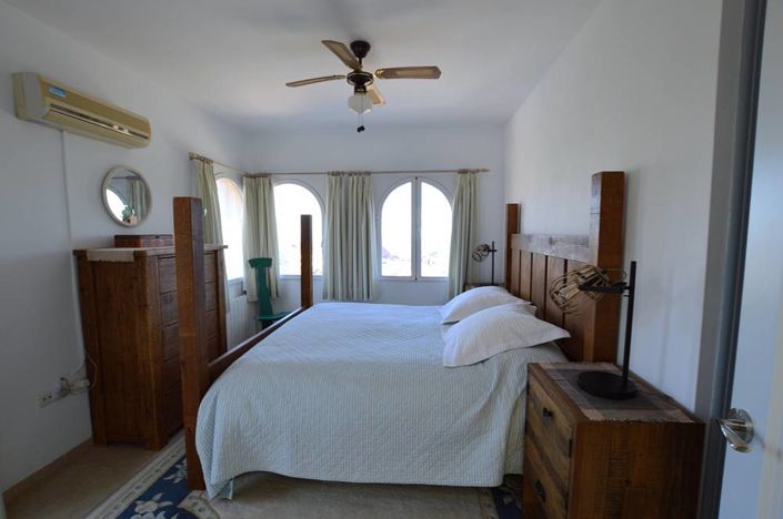 Image No.17-4 Bed Villa for sale