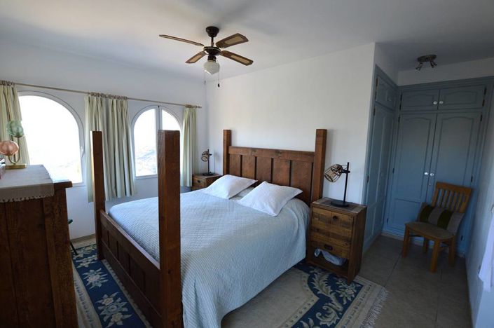 Image No.18-4 Bed Villa for sale