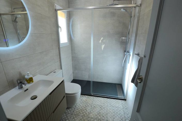 Image No.23-4 Bed Villa for sale