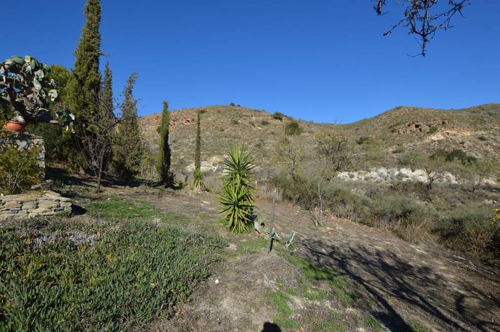 Image No.10-6 Bed Country House for sale