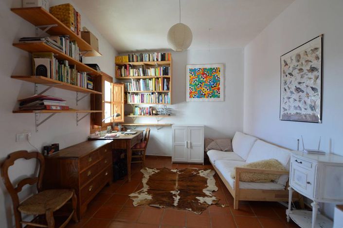 Image No.11-6 Bed Country House for sale