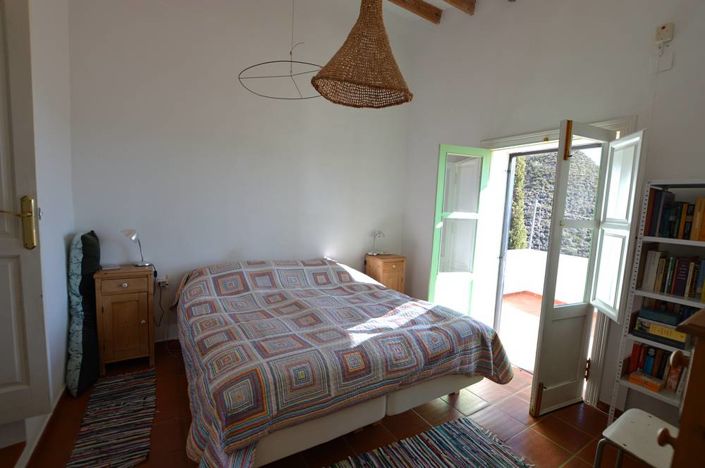 Image No.14-6 Bed Country House for sale