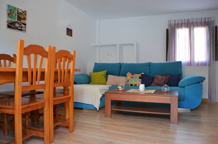 Image No.2-1 Bed Townhouse for sale