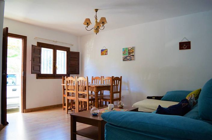 Image No.3-1 Bed Townhouse for sale