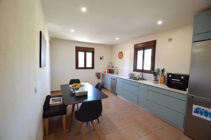 Image No.20-1 Bed Country House for sale