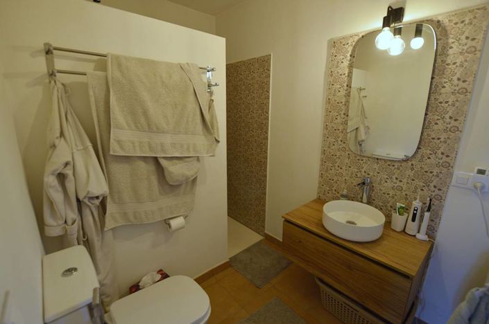 Image No.25-1 Bed Country House for sale