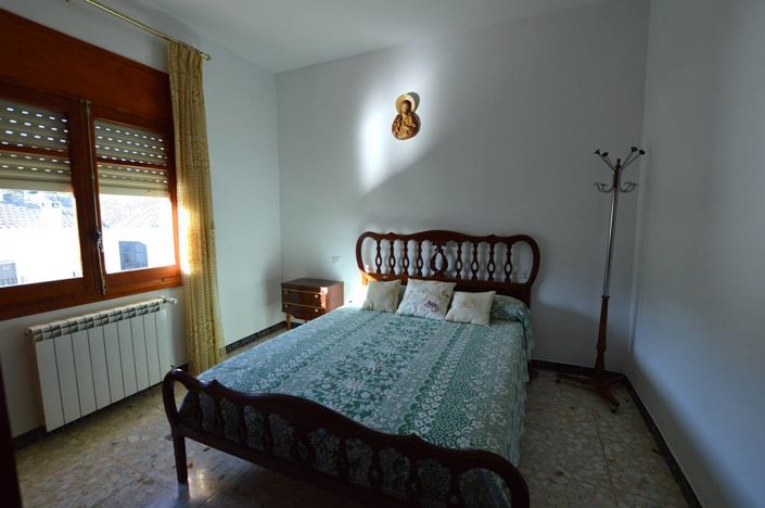 Image No.19-5 Bed Village House for sale