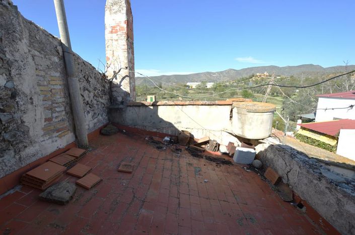 Image No.16-4 Bed Village House for sale