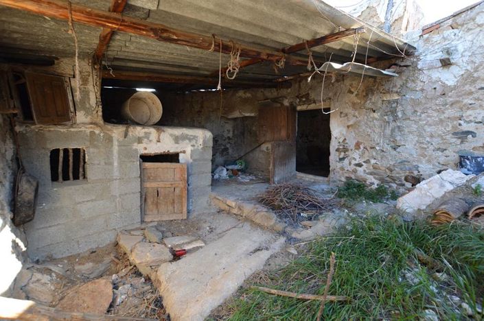 Image No.20-4 Bed Village House for sale