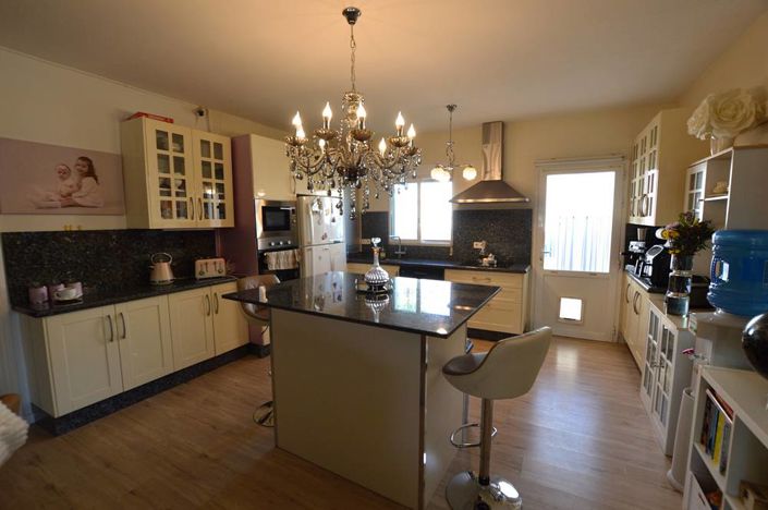 Image No.16-5 Bed Villa for sale