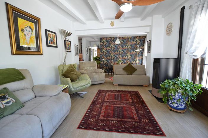 Image No.17-2 Bed Country House for sale