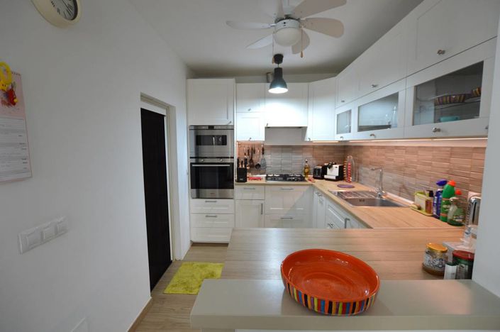 Image No.19-2 Bed Country House for sale