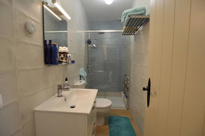 Image No.25-2 Bed Country House for sale