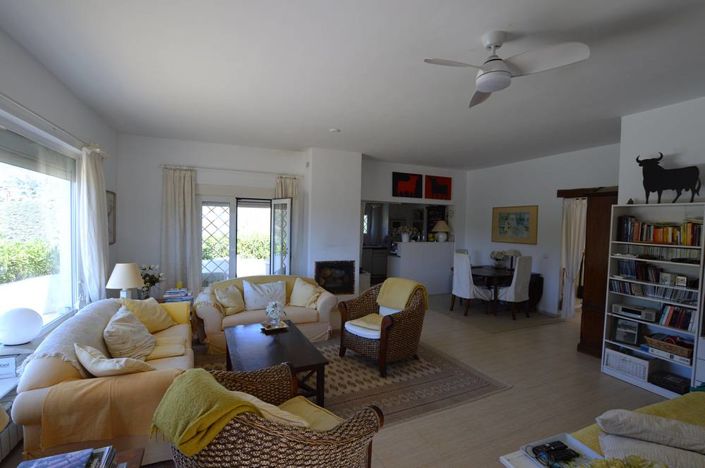 Image No.13-2 Bed Villa for sale