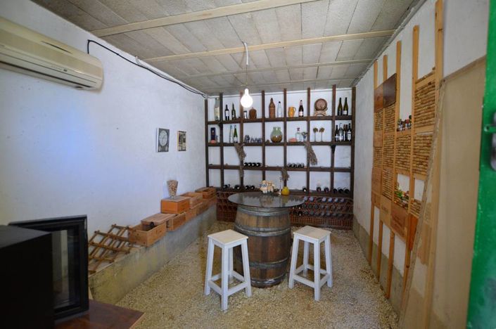 Image No.21-2 Bed Villa for sale